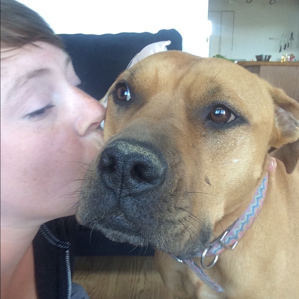 Meet your Posher, Emily